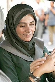 Be Tehran Khoosh Amadid (2014)