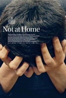 Película: Not at Home