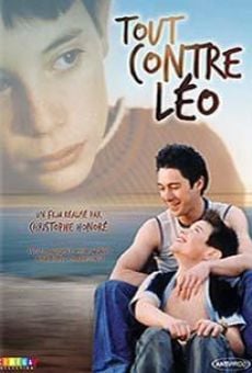 Tout contre Léo (2002)