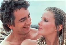 Escena de 10, la mujer perfecta