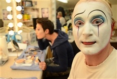 Escena de A Day in Cirque Du Soleil