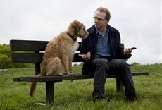 Escena de Absolutamente todo