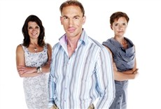 Escena de Acomplejados: desde la clínica