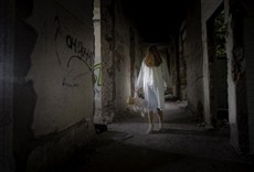 Escena de Actividad paranormal: La dimensión fantasma