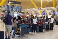 Serie Alerta aeropuerto: Madrid