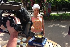 Escena de Andy Bates en las Calles de Brasil