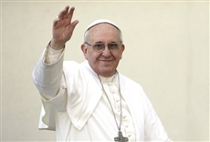 Escena de Ángelus con el Papa Francisco