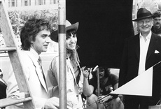 Escena de Arthur, el soltero de oro