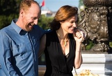 Escena de Bajo la torre Eiffel