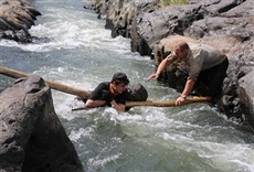 Escena de Bear Grylls: Misión salvaje