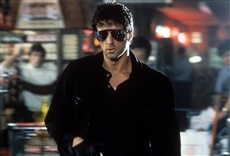 Escena de Cobra, el brazo fuerte de la ley