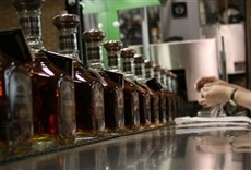 Escena de Como todo funciona