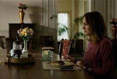 Escena de Like Sunday, Like Rain