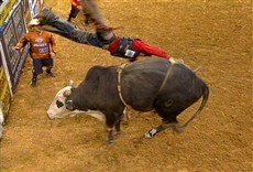 Escena de Crudo y sin censura