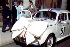 Escena de Cupido motorizado