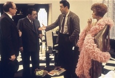 Escena de Balas sobre Broadway