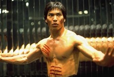 Escena de Dragon, la vida de Bruce Lee