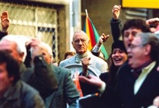 Escena de El abrazo partido