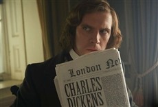 Escena de El hombre que inventó la Navidad