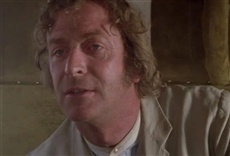 Escena de El hombre que pudo reinar