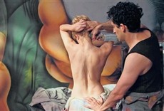 Escena de El mural de Siqueiros