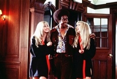 Escena de El terror de las chicas