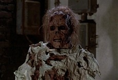 Escena de El terror llama a su puerta