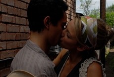 Escena de Elvis and Anabelle