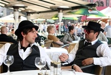 Escena de Los hermanos Bloom