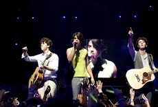Escena de Jonas Brothers: En concierto 3D