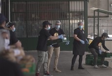 Escena de José Andrés: cocina frente a la pandemia