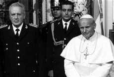 Televisión Juan Pablo II en América - Uniendo a un continente