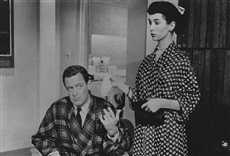 Escena de La luna es azul