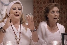 Escena de La persuasión. ¿Cuánto daño puede hacerte la popul