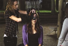 Escena de Triple Dog