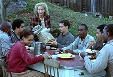 Escena de Las normas de la casa de la sidra