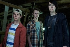 Escena de Los chicos sin destino: El libro de las sombras