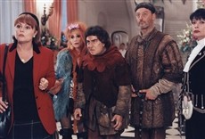 Escena de Los visitantes regresan por el túnel del tiempo