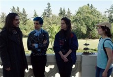 Escena de Los Espookys