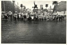 Escena de Madres de la Plaza