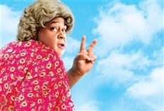 Escena de Mi abuela es un peligro 2