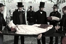 Escena de Saving Lincoln