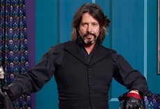 Escena de Mi casa, tu casa: Reino Unido