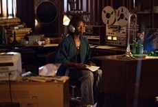 Escena de Miles Ahead: secretos de una leyenda