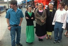 Escena de Mundo Amish: rompiendo las reglas, Los Ángeles