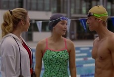 Escena de Nadando por el oro