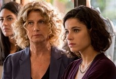 Escena de Nero a metà