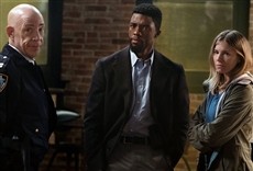 Escena de 21 Bridges