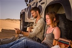 Escena de Bajo el sol del desierto