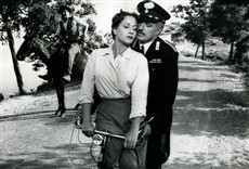 Escena de Pan, amor y fantasía